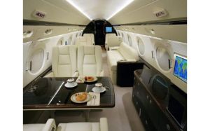 Gulfstream-G550-for-sale-aisle